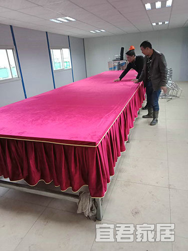 翹楚唐工程項目會(huì )議臺布