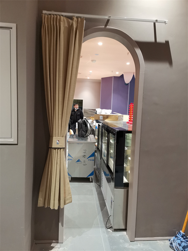 宜君家居百葉簾,宜君家居電動(dòng)窗簾,宜君家居臺布、椅套,湖南宜君家居有限公司